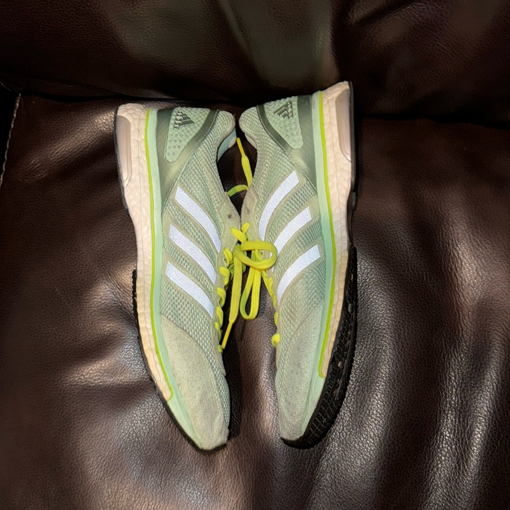 Adidas boost endless energy 9 1/2 mint green running shoes - Picture 1 of 4
